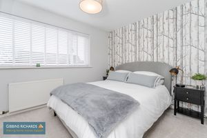 Bedroom- click for photo gallery